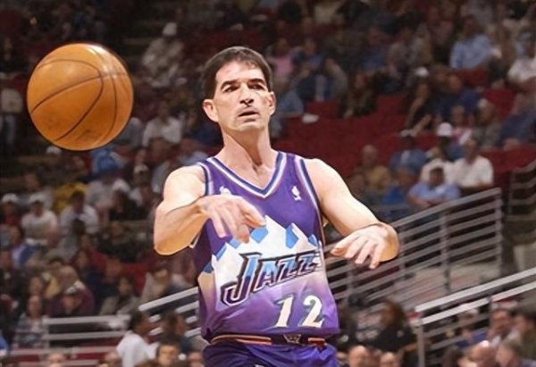 海越互赢 只要我不申请交易就走不了! 拥有交易否决权有多难? NBA仅10人